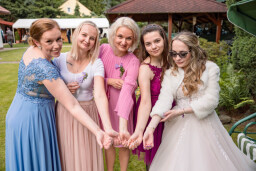 Svatba_Kamila a Jiri_Spalene Porici_FB-0414
